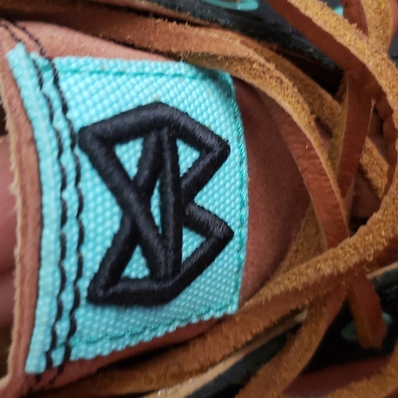 New Manitobah Native American Men 10 Navajo Indigenous Artisan Dwayne Dale - Picture 4 of 10